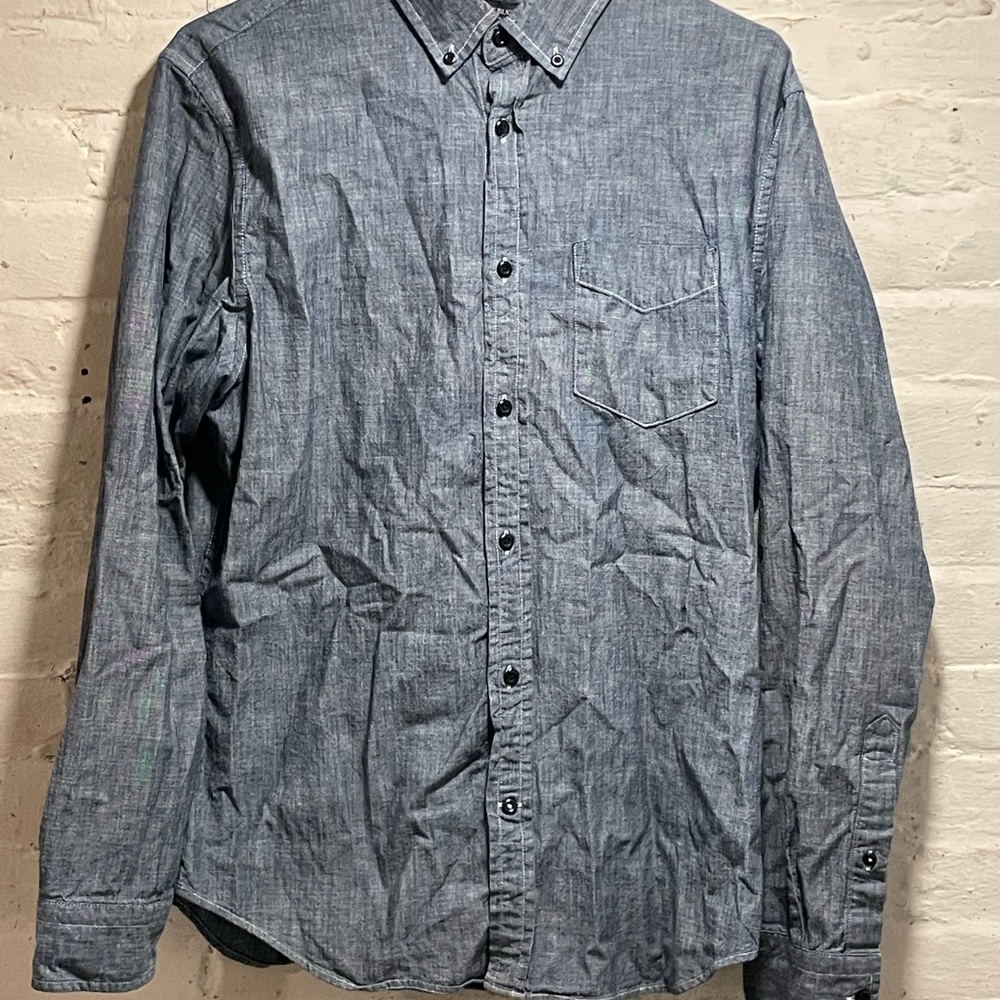 Banana Republic slim fit chambray shirt sz M